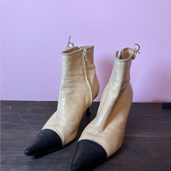 CHANEL two toned ankle boots - Picture 1 of 8